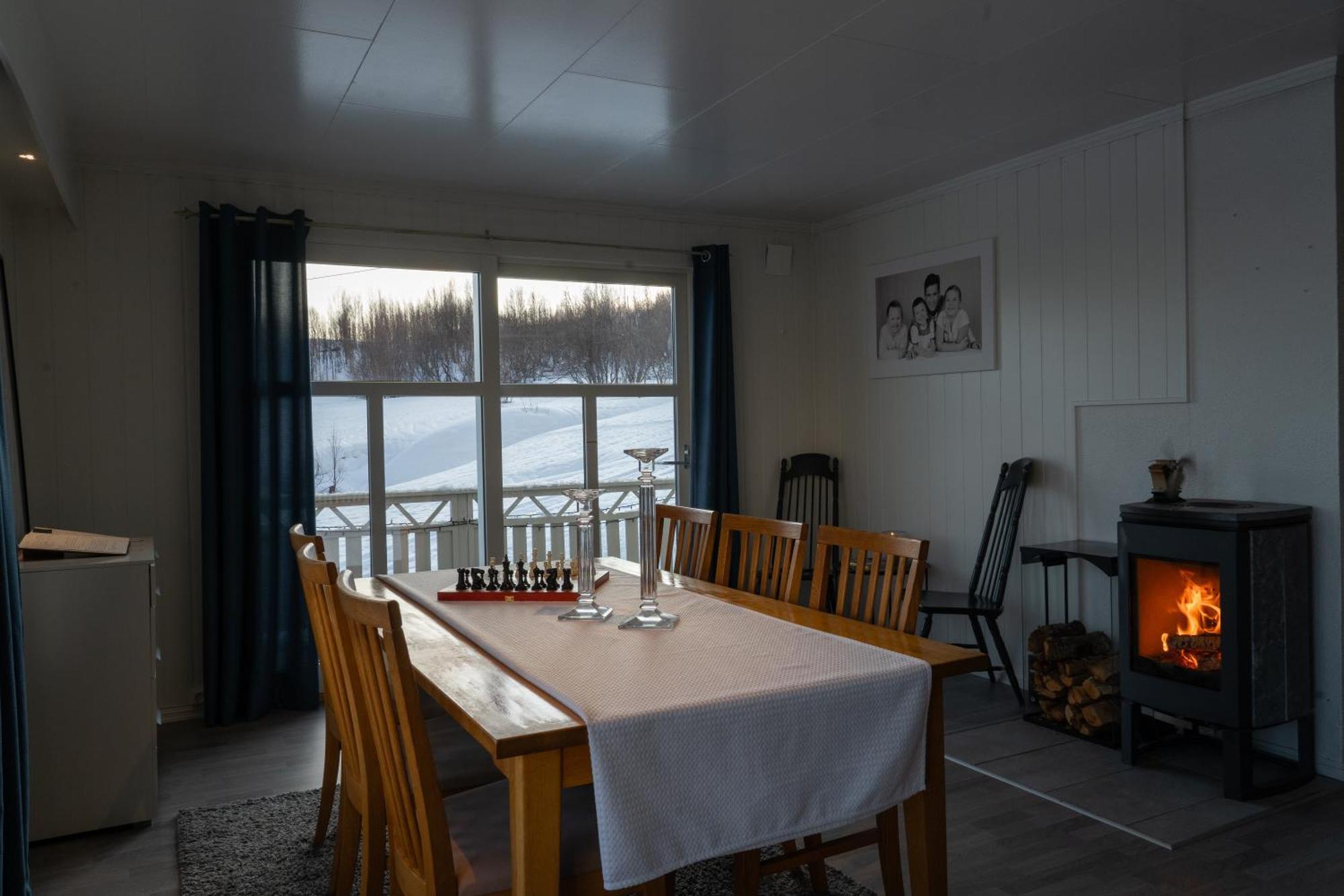 Lyngen Aurora House Villa Koppangen Exterior photo
